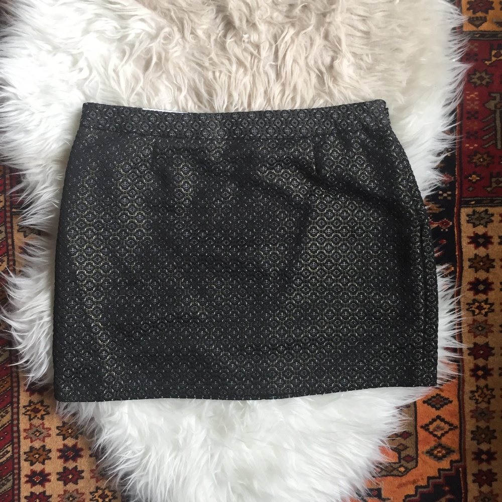 GAP Skirt - Picture 2 of 8